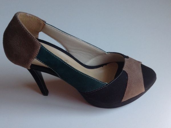 Peep Toe